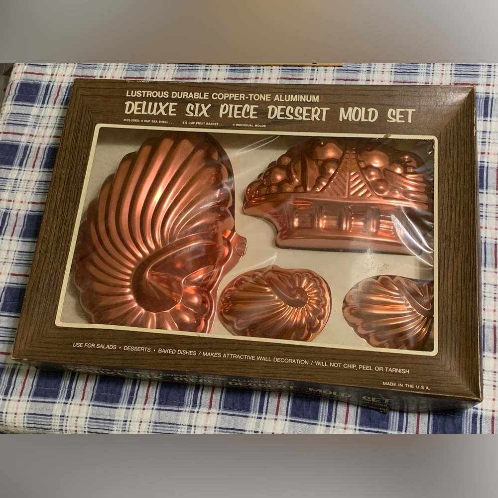 Vintage Molds 6 Piece Coppertone Dessert  original box, Aluminum, Baking, Salad